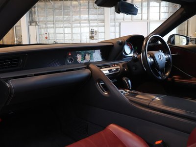 2017 Lexus LC photo 15