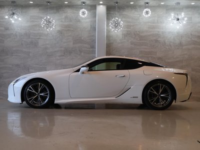 2017 Lexus LC photo 5