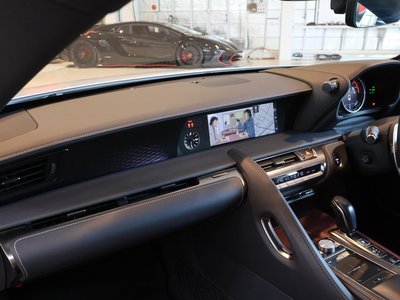 2017 Lexus LC photo 41