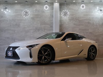 2017 Lexus LC photo 1