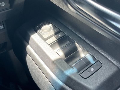 صورة 24 لـ 2025 Toyota LAND CRUISER 250