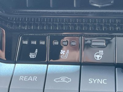 صورة 45 لـ 2025 Toyota LAND CRUISER 250