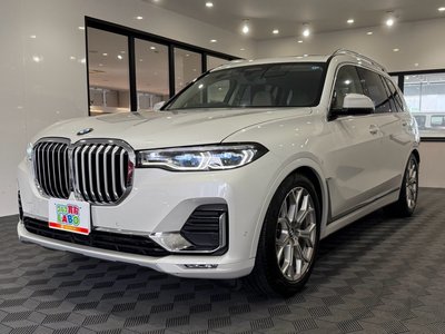 2022 BMW X7 — фото 3