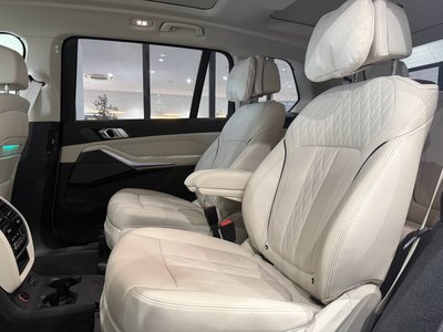 صورة مصغرة 49 لـ 2022 BMW X7