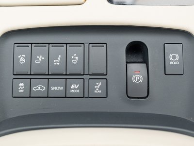 2019 Toyota CENTURY photo 26