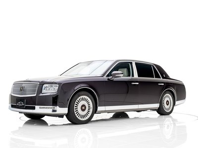 2019 Toyota CENTURY photo 3