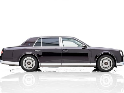 2019 Toyota CENTURY photo 8