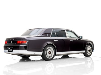 2019 Toyota CENTURY photo 7