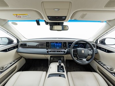 2019 Toyota CENTURY photo 20