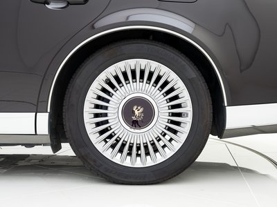 2019 Toyota CENTURY photo 13