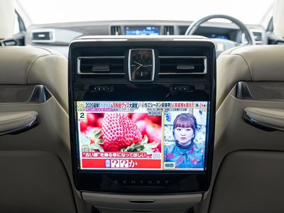 2019 Toyota CENTURY photo 36