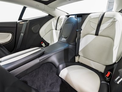 2019 Aston Martin DBS SUPERLEGGERA 照片 21