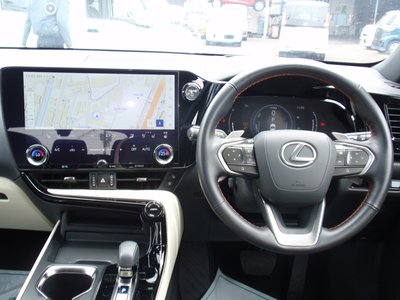 2024 Lexus NX 缩略图 2