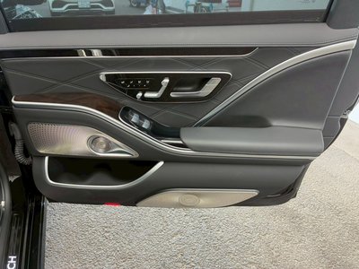 2023 Mercedes-BENZ S-CLASS MAYBACH thumbnail 32