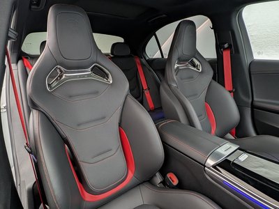 2024 Mercedes-BENZ C-CLASS AMG — фото 11