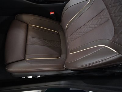 صورة 8 لـ 2023 BMW Alpina D5