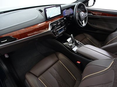 2023 BMW Alpina D5 缩略图 38