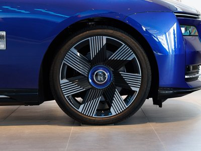 صورة 6 لـ 2024 ROLLS-ROYCE SPECTRE