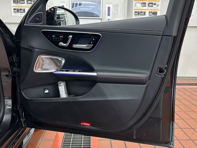 2024 Mercedes-BENZ C-CLASS AMG — миниатюра 37