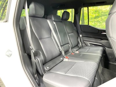 صورة 9 لـ 2025 Toyota LAND CRUISER 250