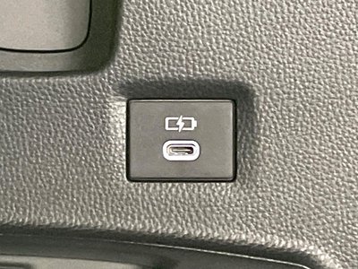 صورة 66 لـ 2025 Toyota LAND CRUISER 250