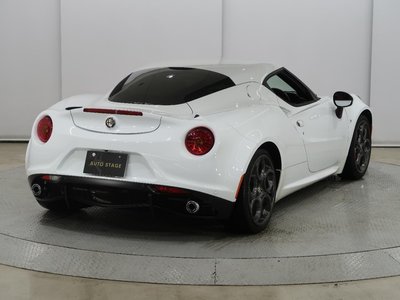 صورة 12 لـ 2015 ALFA Romeo 4C