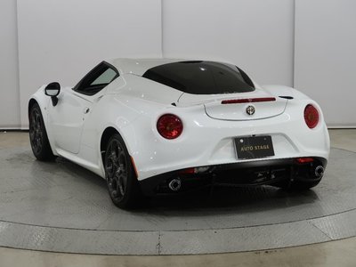 صورة 13 لـ 2015 ALFA Romeo 4C