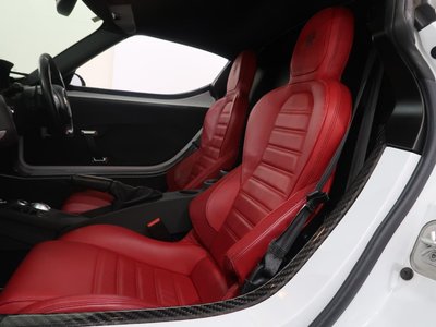 صورة 20 لـ 2015 ALFA Romeo 4C