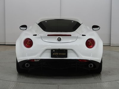 صورة 7 لـ 2015 ALFA Romeo 4C
