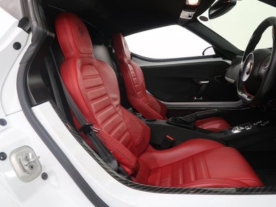 صورة 19 لـ 2015 ALFA Romeo 4C