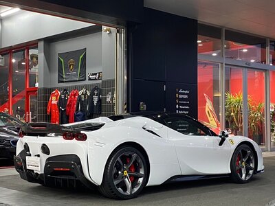 2023 Ferrari SF90 SPIDER 缩略图 44