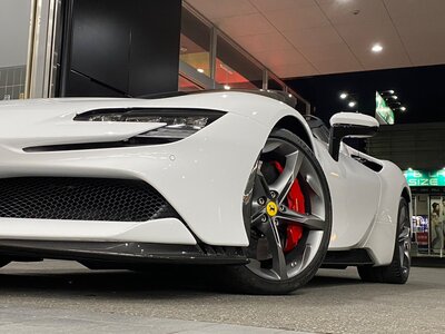 صورة 4 لـ 2023 Ferrari SF90 SPIDER