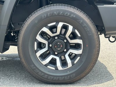 صورة 35 لـ 2026 Toyota LAND CRUISER 70