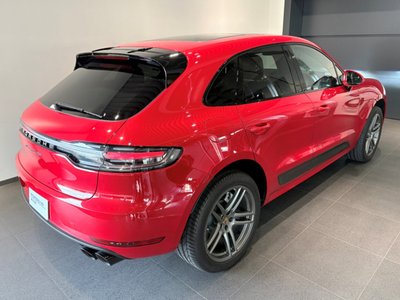 2021 Porsche MACAN — миниатюра 17