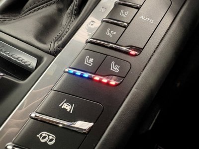 2021 Porsche MACAN — миниатюра 14