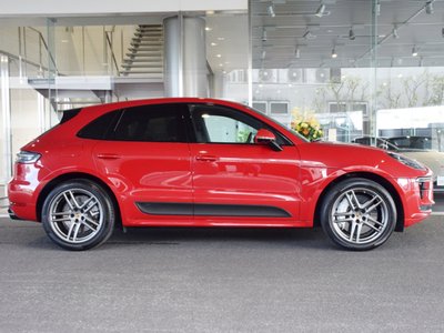 2021 Porsche MACAN — миниатюра 3