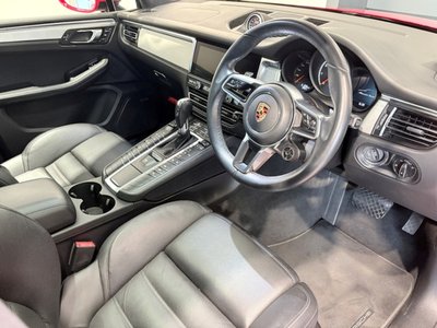 2021 Porsche MACAN — миниатюра 8