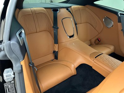 صورة مصغرة 30 لـ 2024 Aston Martin DB12