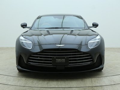 2024 Aston Martin DB12 — фото 2