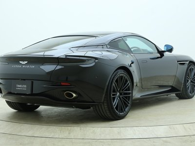 2024 Aston Martin DB12 — фото 5