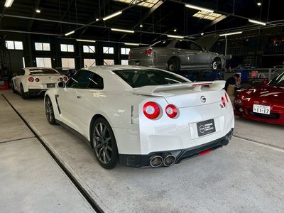 2010 Nissan GT-R 照片 3