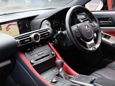 2021 Lexus RC F — фото 36