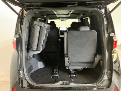 2024 Toyota ALPHARD 照片 30