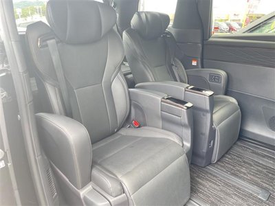 2024 Toyota ALPHARD — фото 30