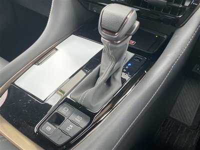 2024 Toyota ALPHARD — фото 20