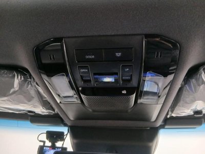 صورة 37 لـ 2024 Toyota LAND CRUISER 250