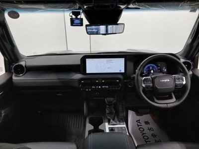 صورة 12 لـ 2024 Toyota LAND CRUISER 250