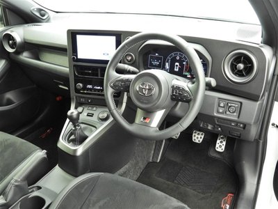 صورة 5 لـ 2025 Toyota GR YARIS
