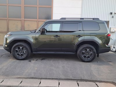 صورة 4 لـ 2025 Lexus GX