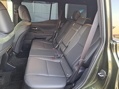 صورة 21 لـ 2025 Lexus GX